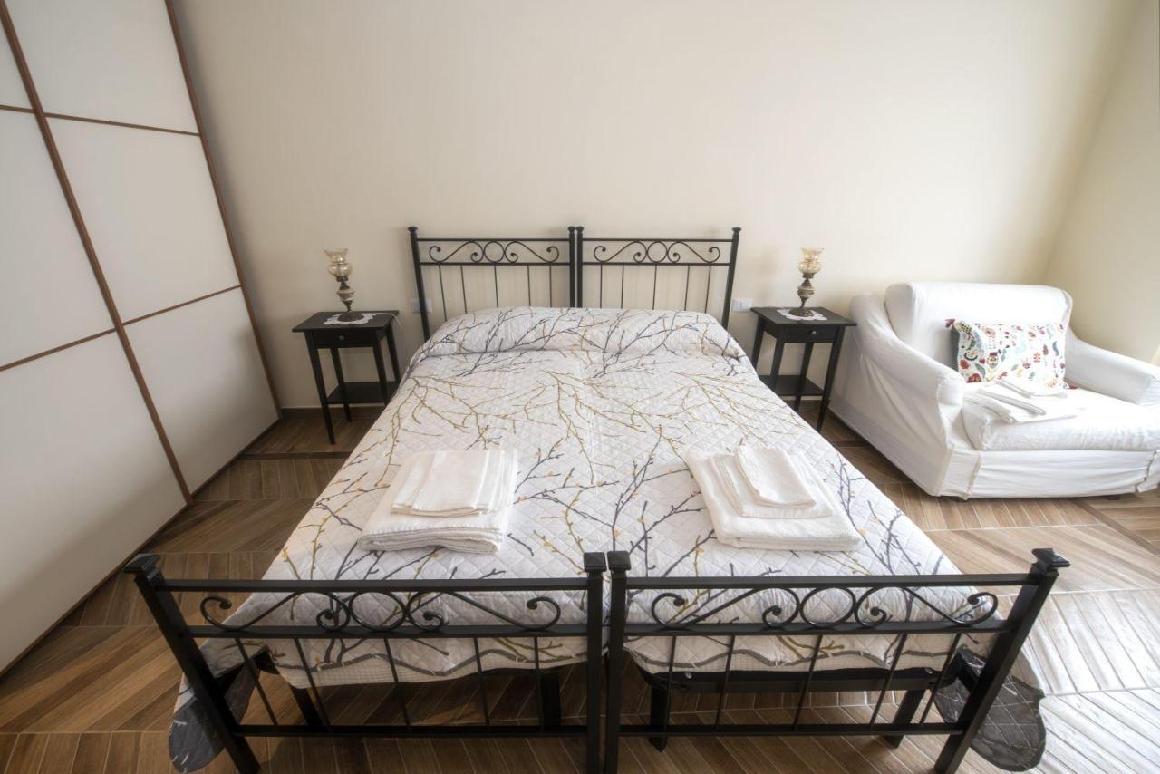 Bed & Breakfast Vacanze Romane Buitenkant foto