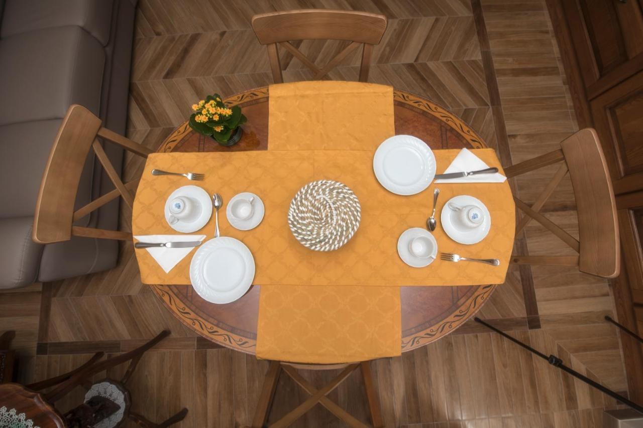 Bed & Breakfast Vacanze Romane Buitenkant foto