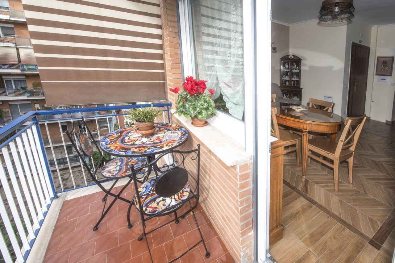 Bed & Breakfast Vacanze Romane Buitenkant foto