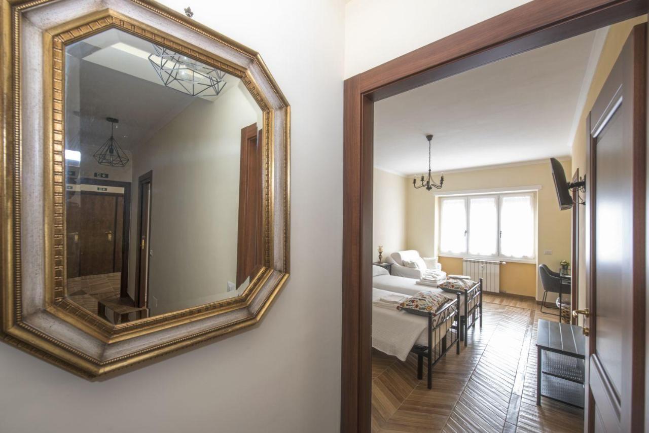 Bed & Breakfast Vacanze Romane Buitenkant foto