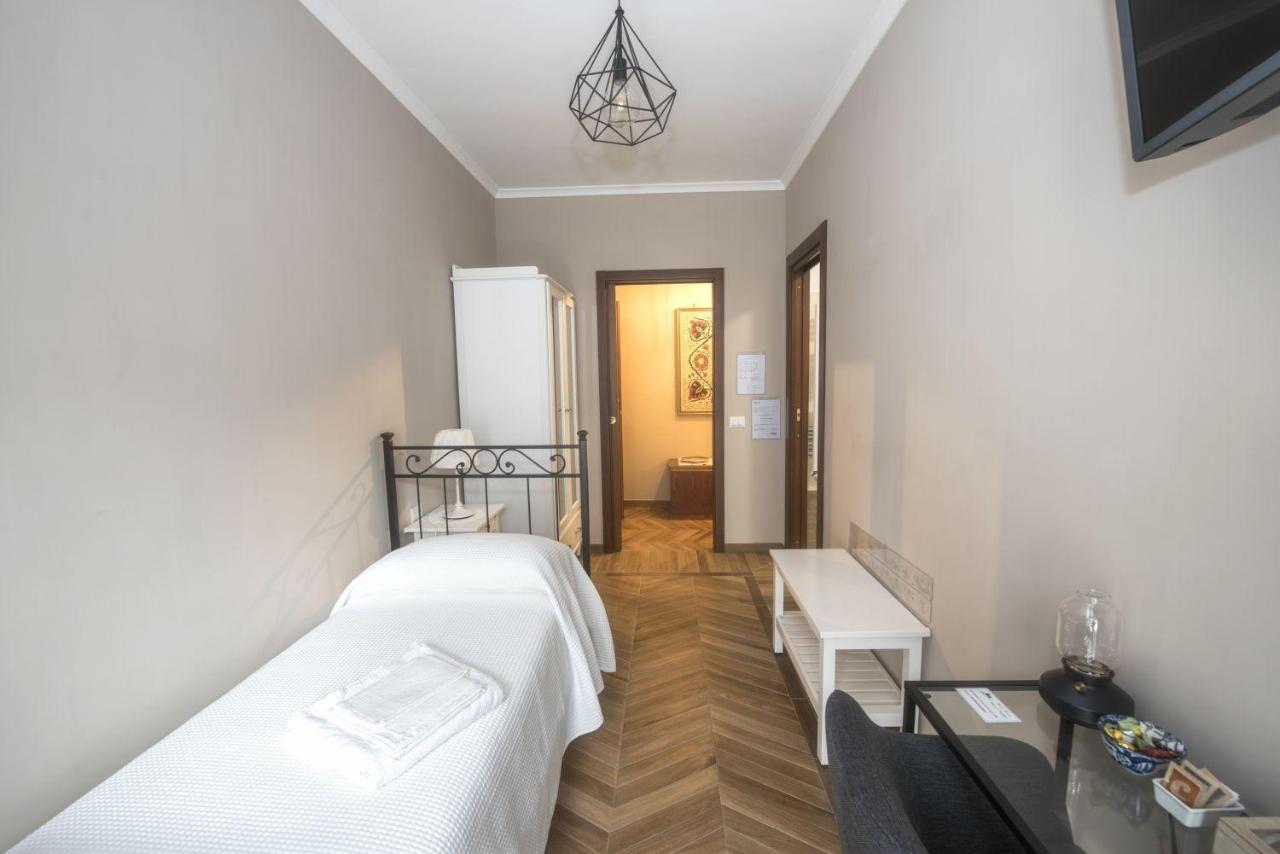 Bed & Breakfast Vacanze Romane Buitenkant foto